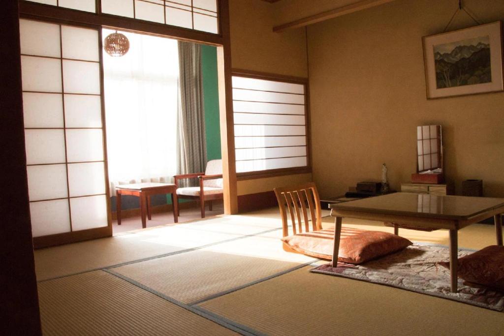 Nozaru Onsen Hostel Yamanouchi (Nagano) Exterior foto